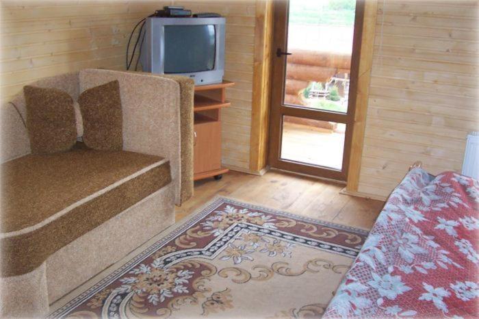 Boykivskiy Dvir Hotel Yasenitsa Zamkova Zewnętrze zdjęcie