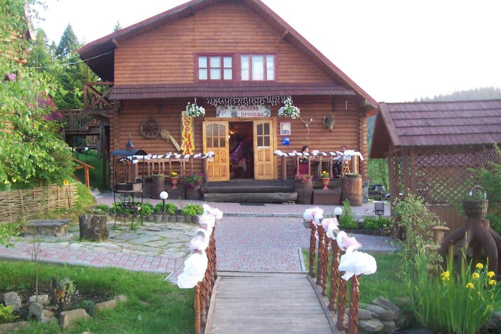 Boykivskiy Dvir Hotel Yasenitsa Zamkova Zewnętrze zdjęcie