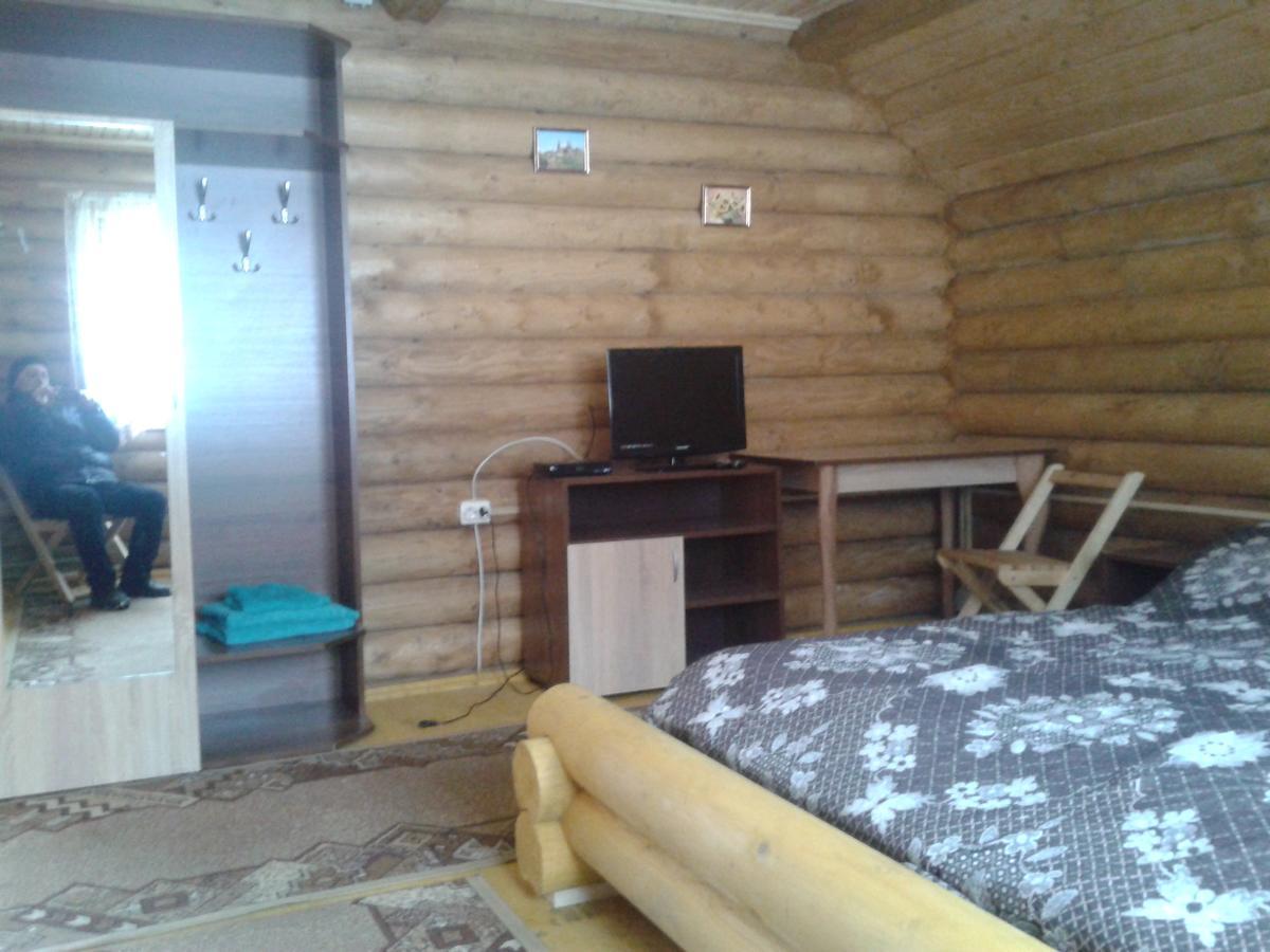 Boykivskiy Dvir Hotel Yasenitsa Zamkova Zewnętrze zdjęcie